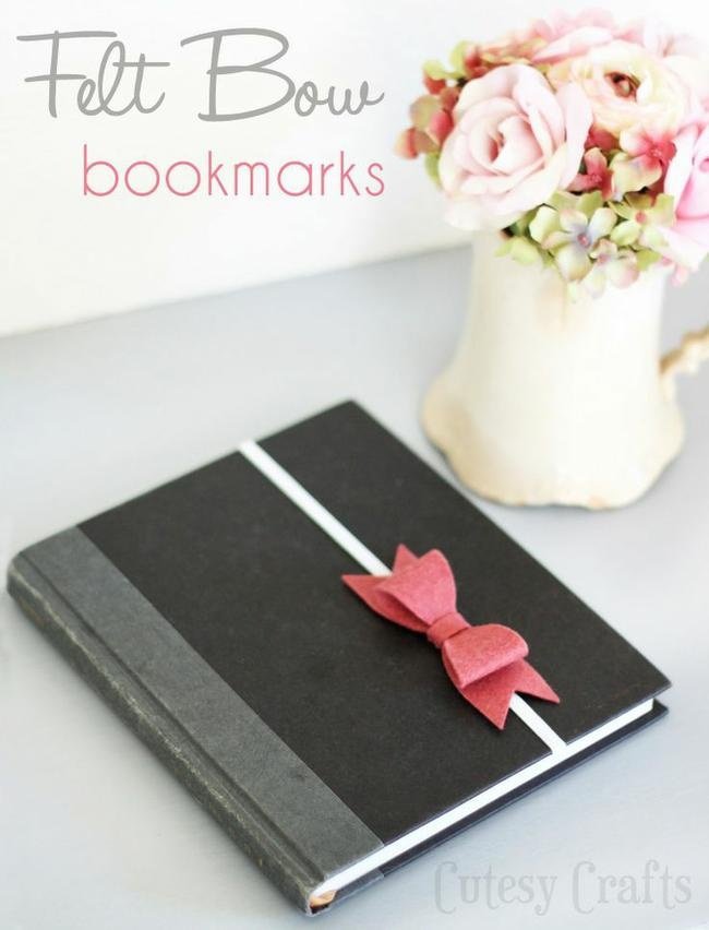 Felt Bow Bookmark 
